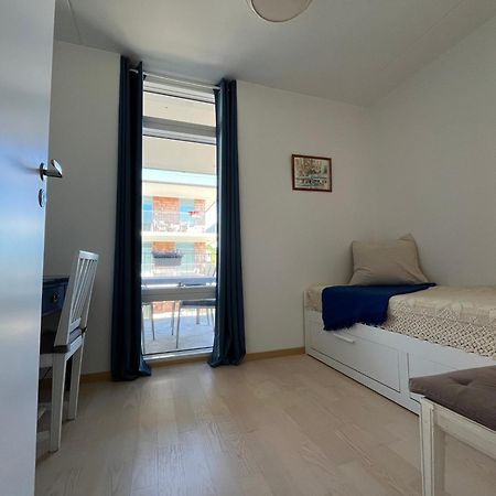 Ahusbrygga Apartment Hotel מראה חיצוני תמונה